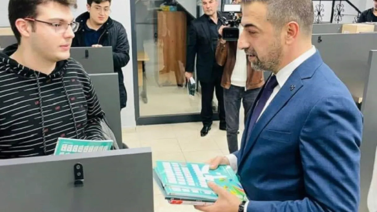 MHP Elazığ Milletvekili Adayı Semih Işıkver’den eğitime destek