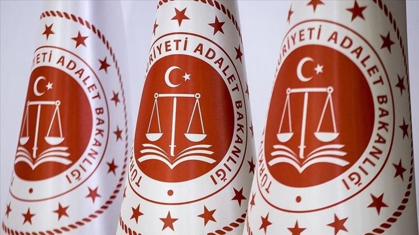 Adalet Bakanlığı’na 22 bin 43 personel alınacak
