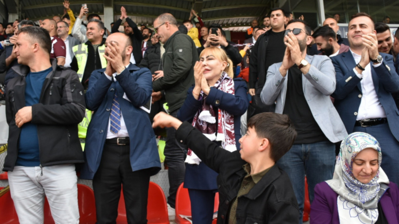 Elazığspor Taraftarlarından Prof. Dr. Yasemin Açık’a teşekkür açıklaması