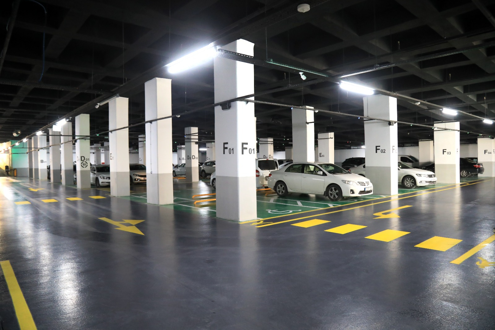 15 Temmuz Demokrasi Meydanı Ve Yer Altı Otoparkı Hizmete Sunuldu