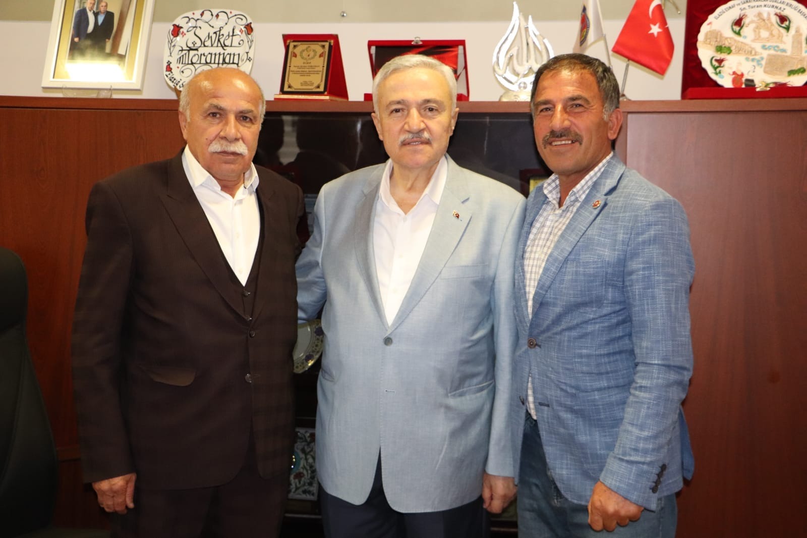 Demirbağ; “Her Zaman Halkla, Muhtarlarımızla İç İçe Olduk”