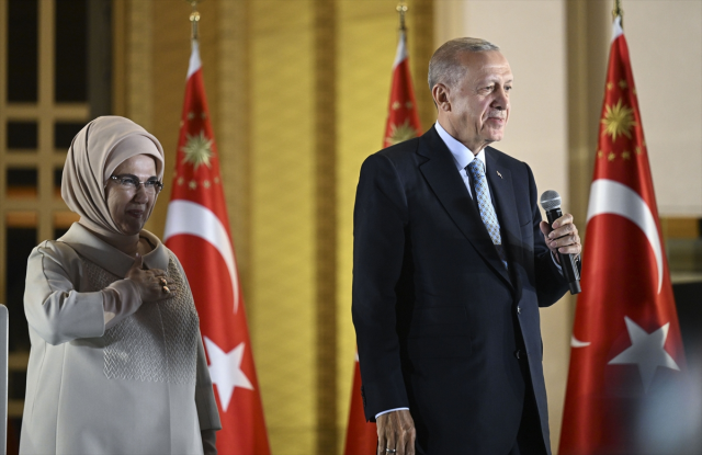 Cumhurbaşkanı Erdoğan Yeniden Kazandı!