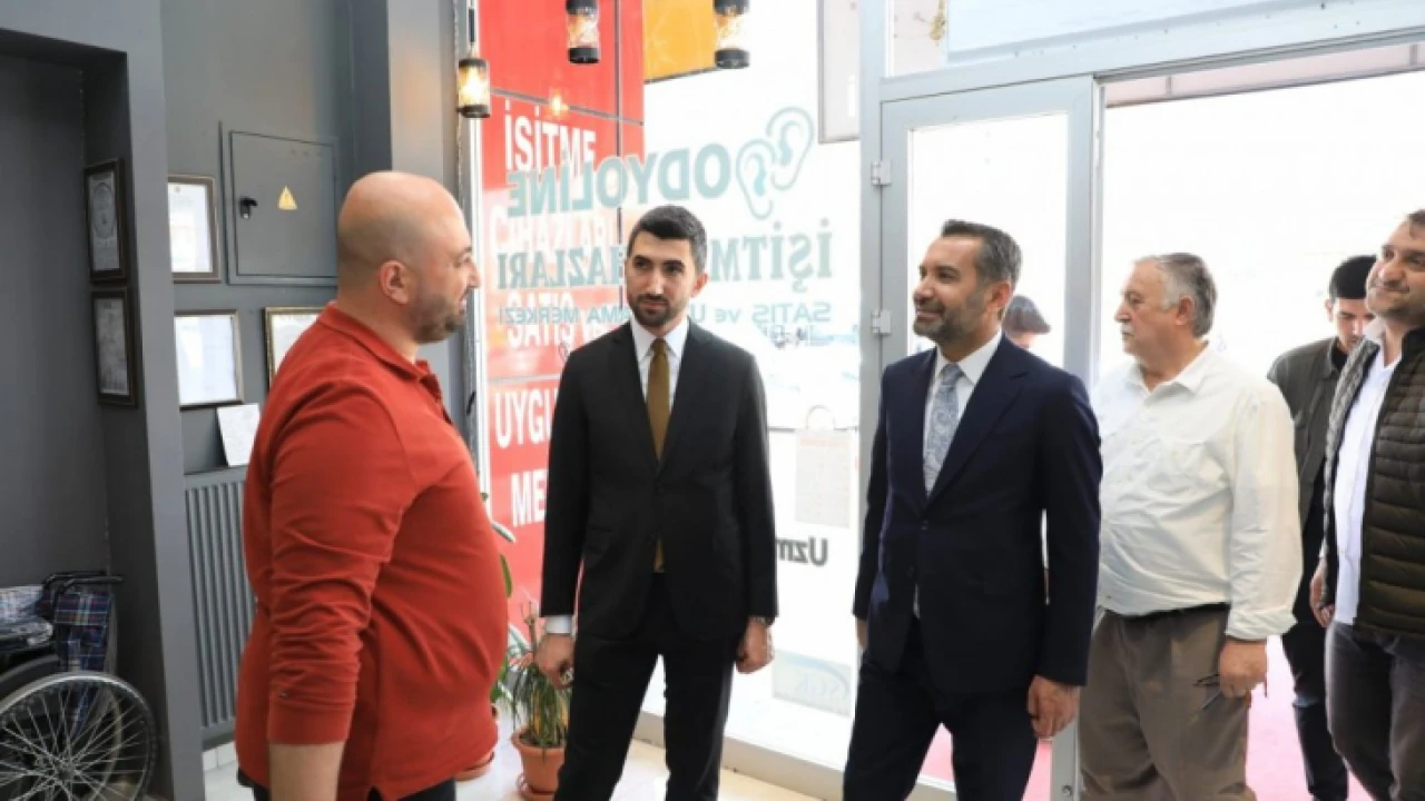 Başkan Şerifoğulları, Doğukent Mahallesi’ni ziyaret etti 