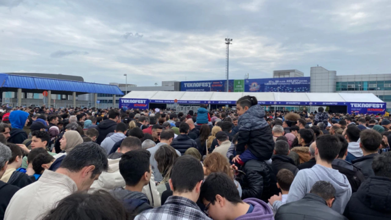 Elazığ Belediyesi’nin Teknofest’te Desteklediği 2 takım finale yükseldi