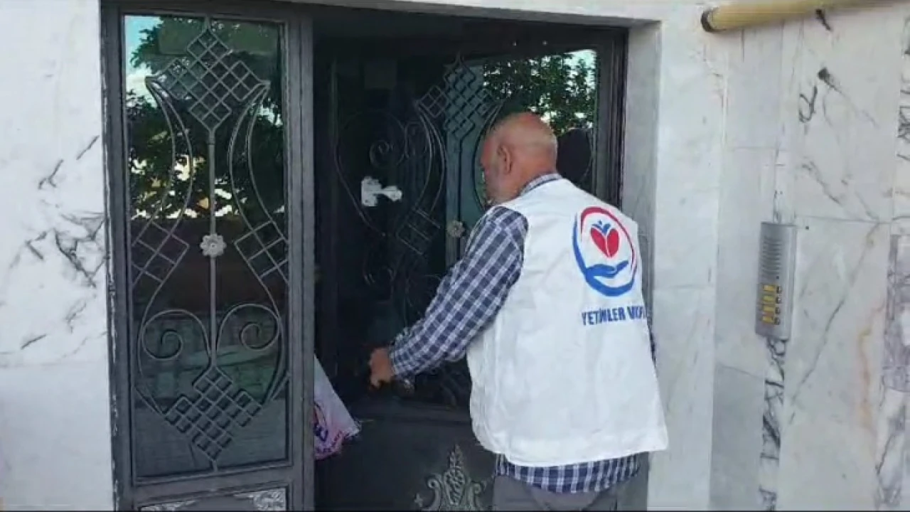 Elazığ’da yetim ailelere kurban eti dağıtıldı