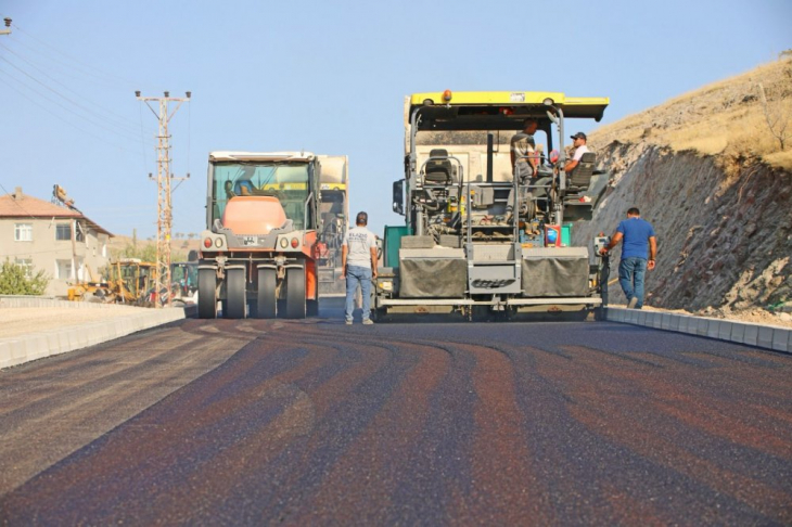 Beyyurdu Yolu, yoğun çalışmaların ardından trafiğe açıldı !