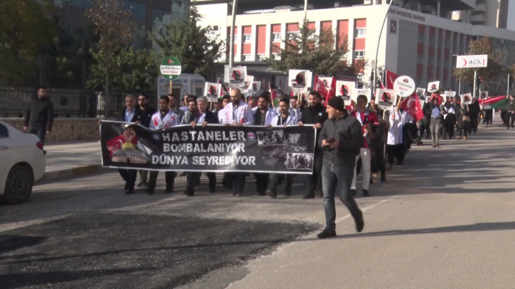 Hekimler’den Filistin için ‘Sessiz Yürüyüş’