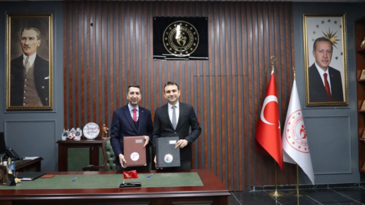 İki Kurum Arasında Protokol İçin İmzalar Atıldı