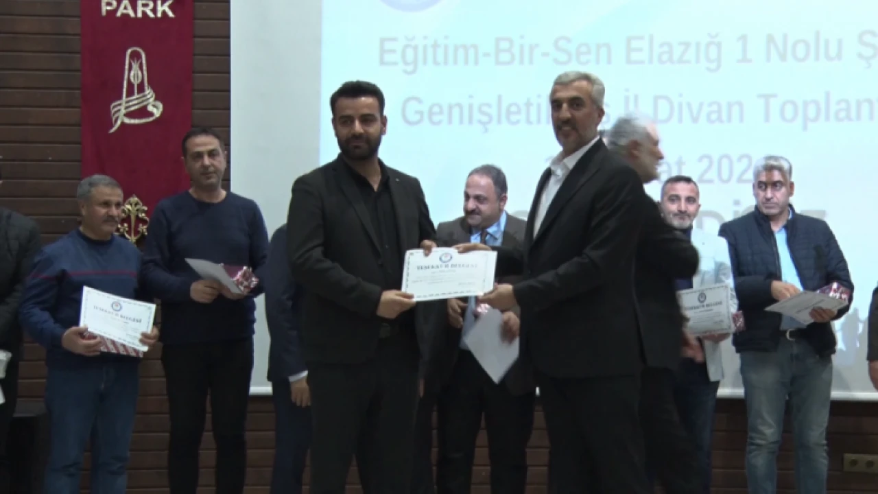 Eğitim Bir Sen 32 yaşında !