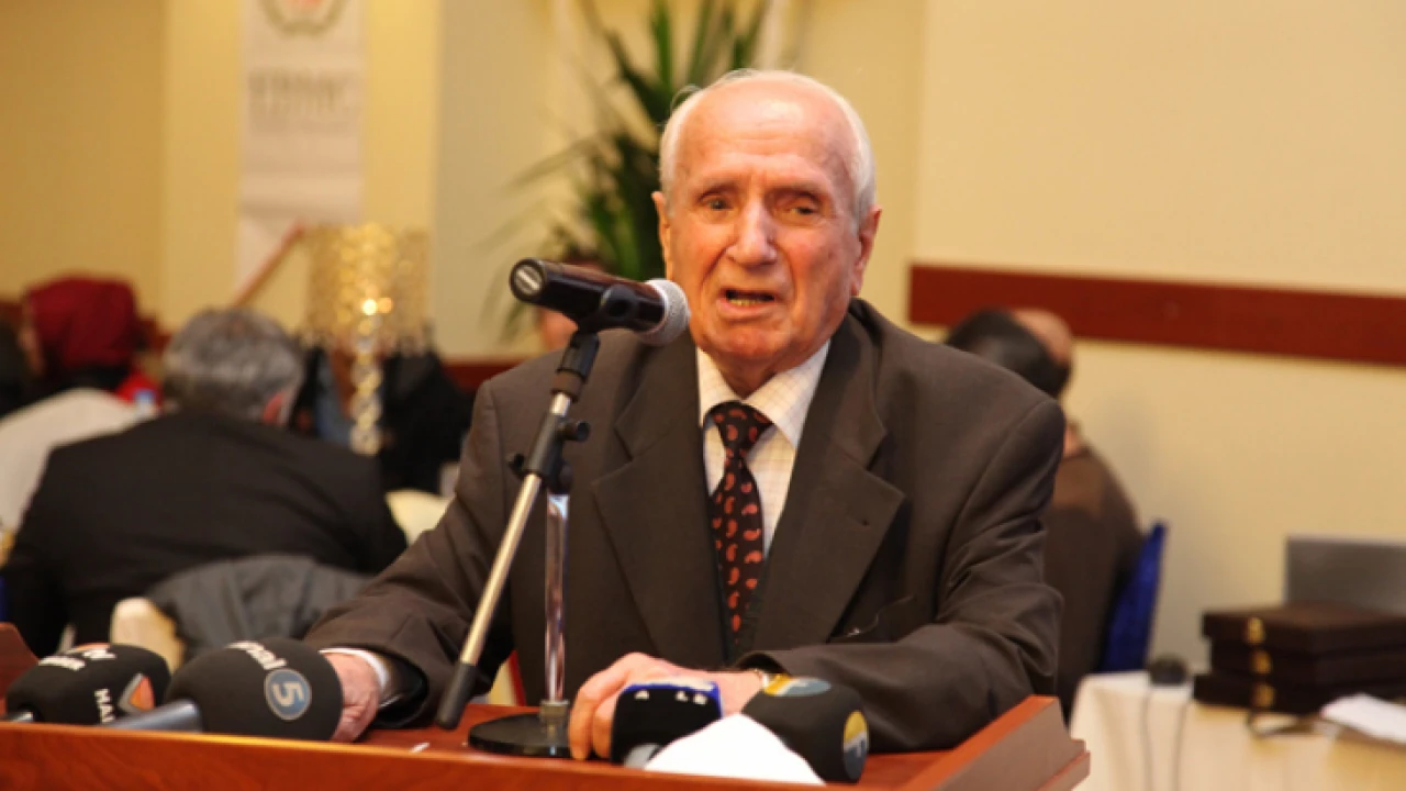 Şükrü Kacar, hayatını kaybetti