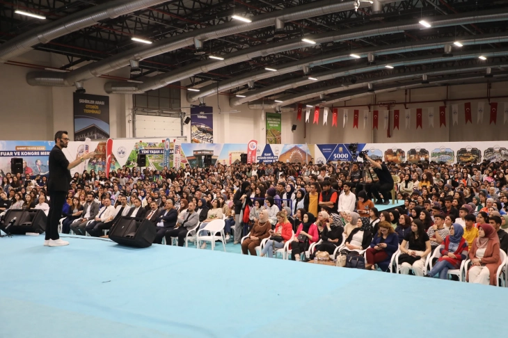 Gri Koç’tan Elazığ’da Seminer