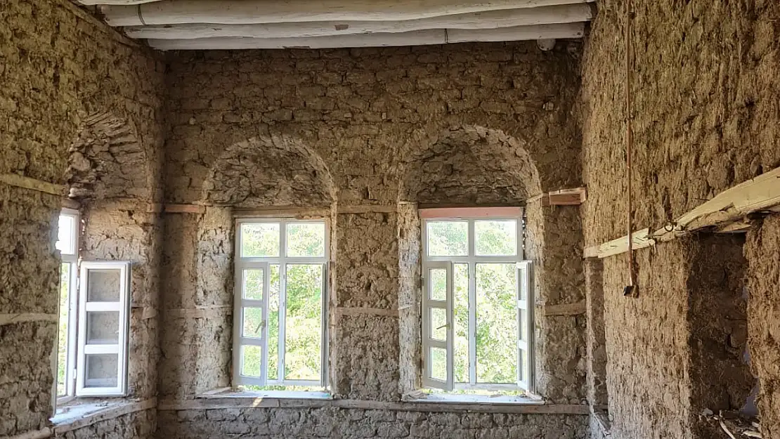 Tarihi yapıların korunmasına yönelik çalışmalar kararlılıkla sürdürülüyor