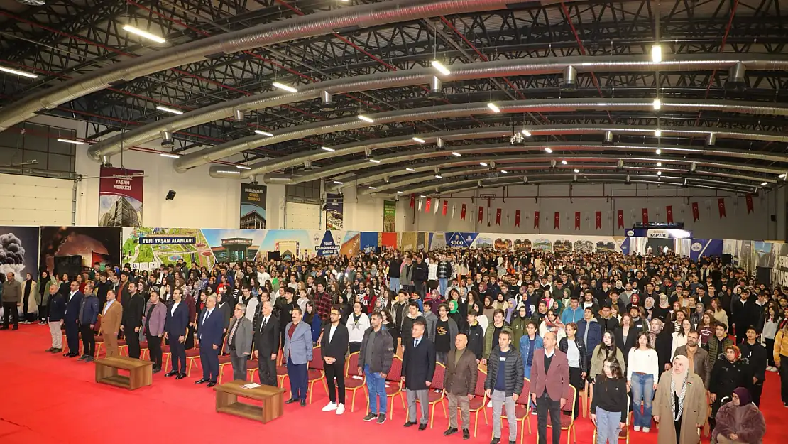 Elazığ Belediyesi’nin düzenlediği ‘Gri Koç’ semineri yoğun ilgi gördü