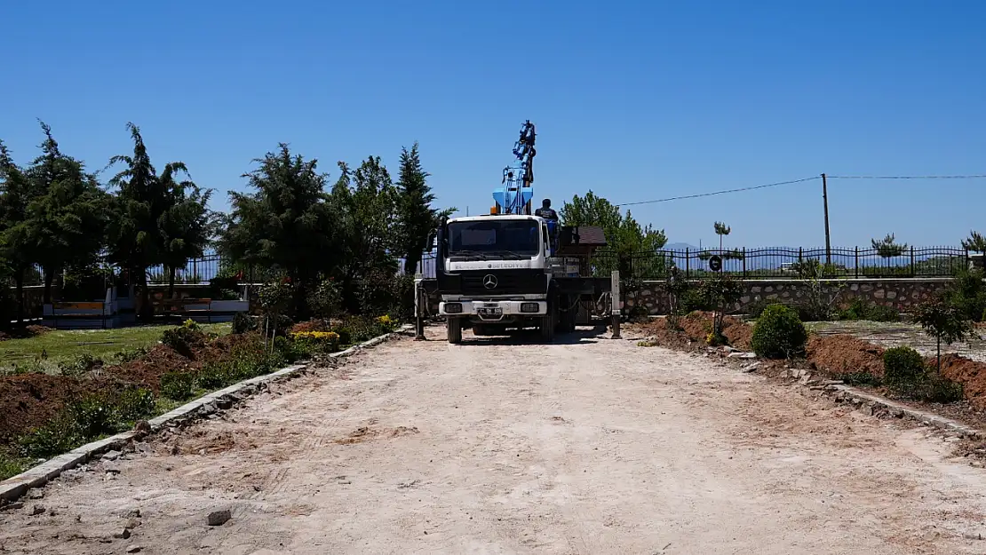 Elazığ Belediyesi’nden Polis Şehitliği Ve Asri Mezarlık’ta bayram öncesi düzenleme