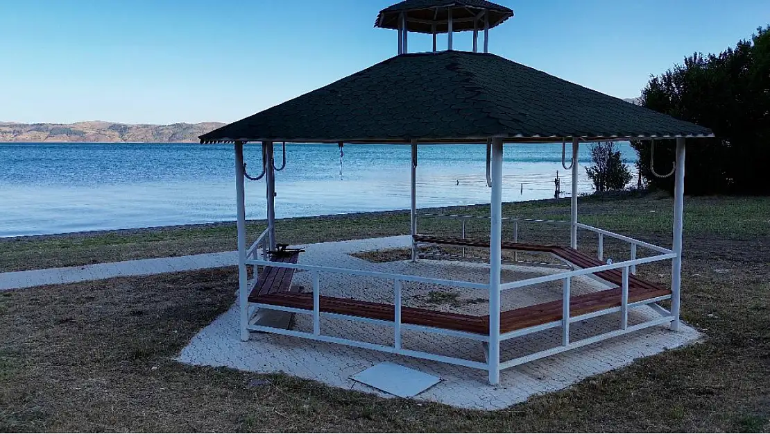 Fırat Üniversitesi Hazar Gölü kıyısındaki tesislerini yenileyerek hizmete açtı