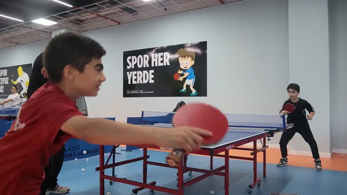 Masa tenisinin en modern salonu Elazığ’da açıldı