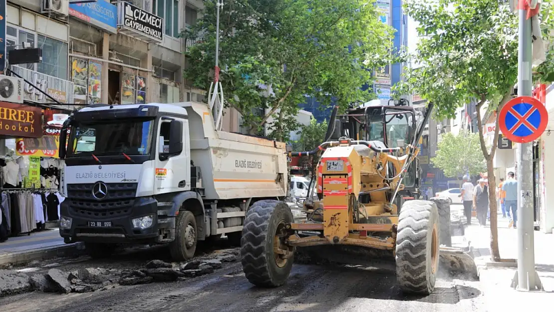 Şehit İlhanlar Caddesi’nde çalışmalar başladı