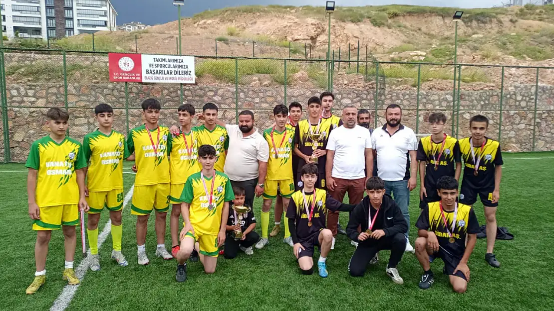 ‘Sokaklar Bizim Futbol Turnuvası’ mahallelerde coşkuyla tamamlandı!