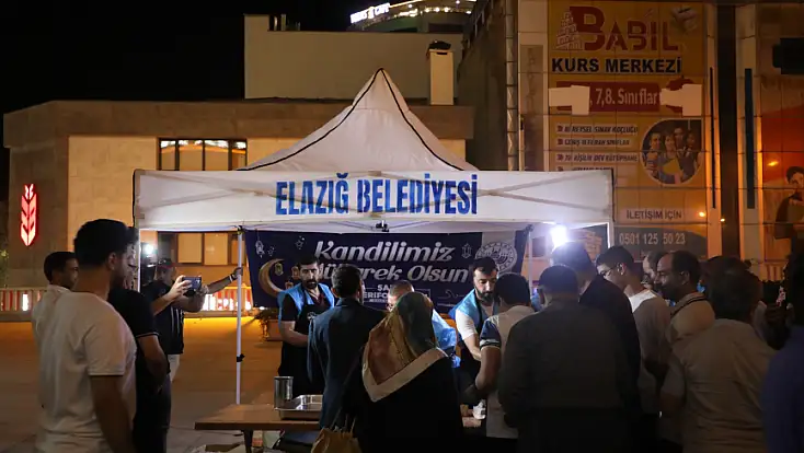 Elazığ Belediyesi’nden kandil ikramı