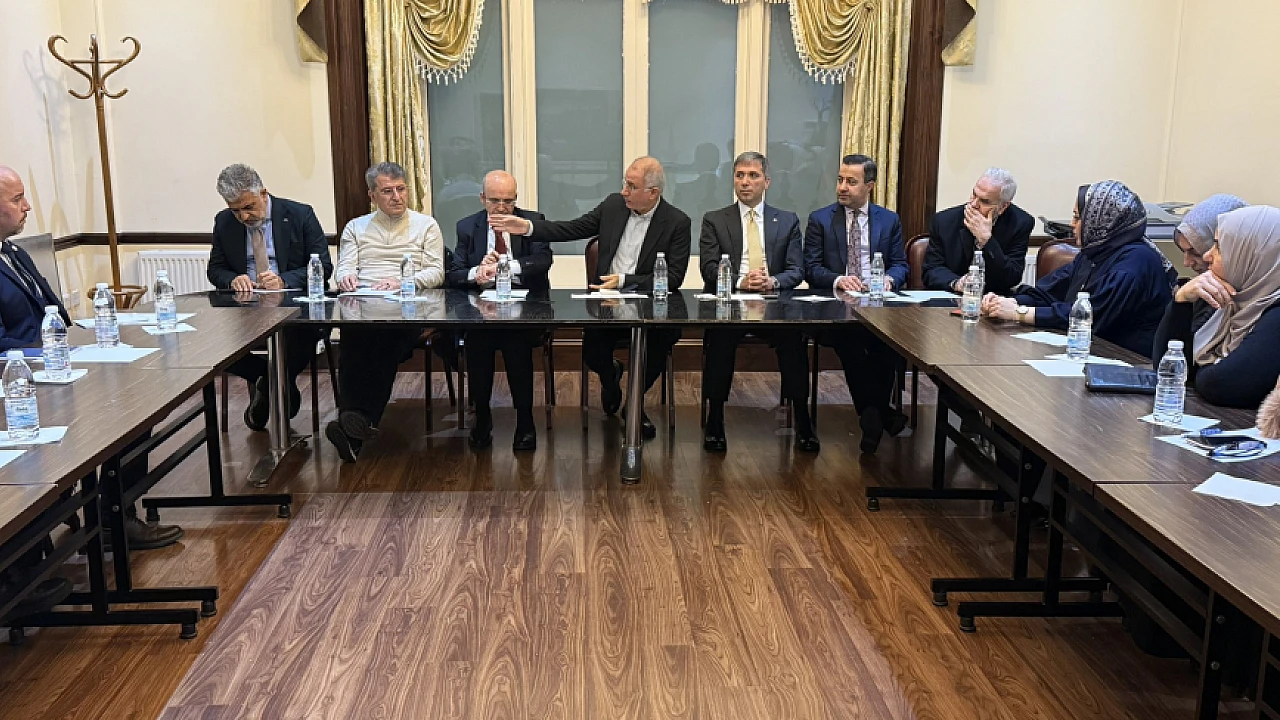 Mkyk Üyesi Serdar Londra’da Temaslarını Sürdürdü