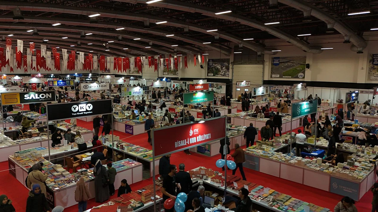 Elazığ Belediyesi 6. Kitap Fuarı sona erdi