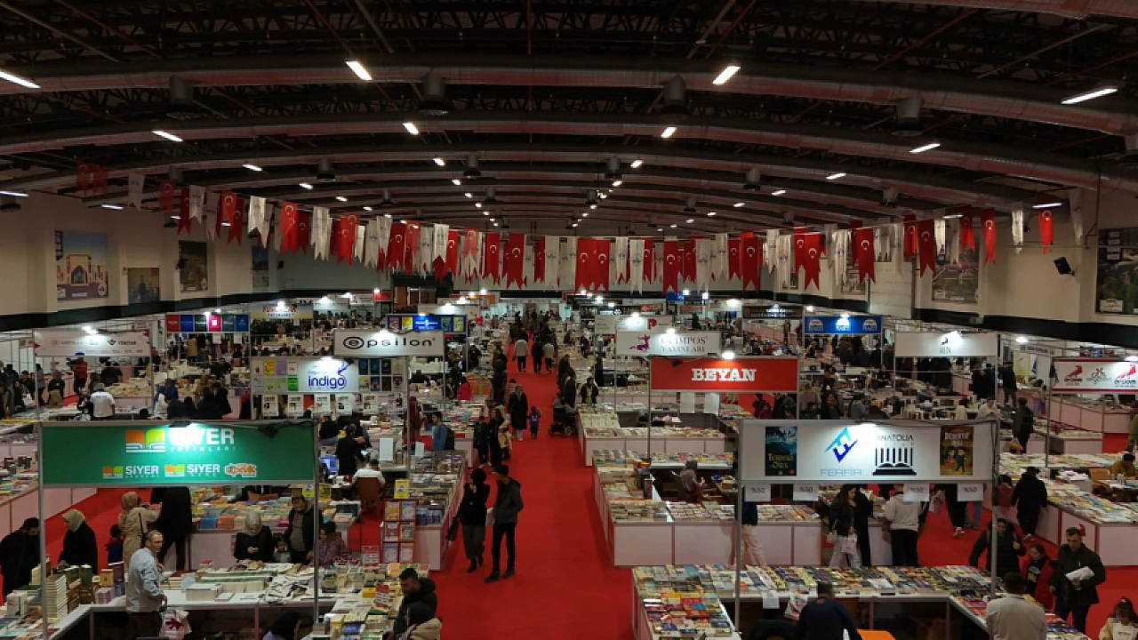 Elazığ Belediyesi 6. Kitap Fuarı Sona Erdi