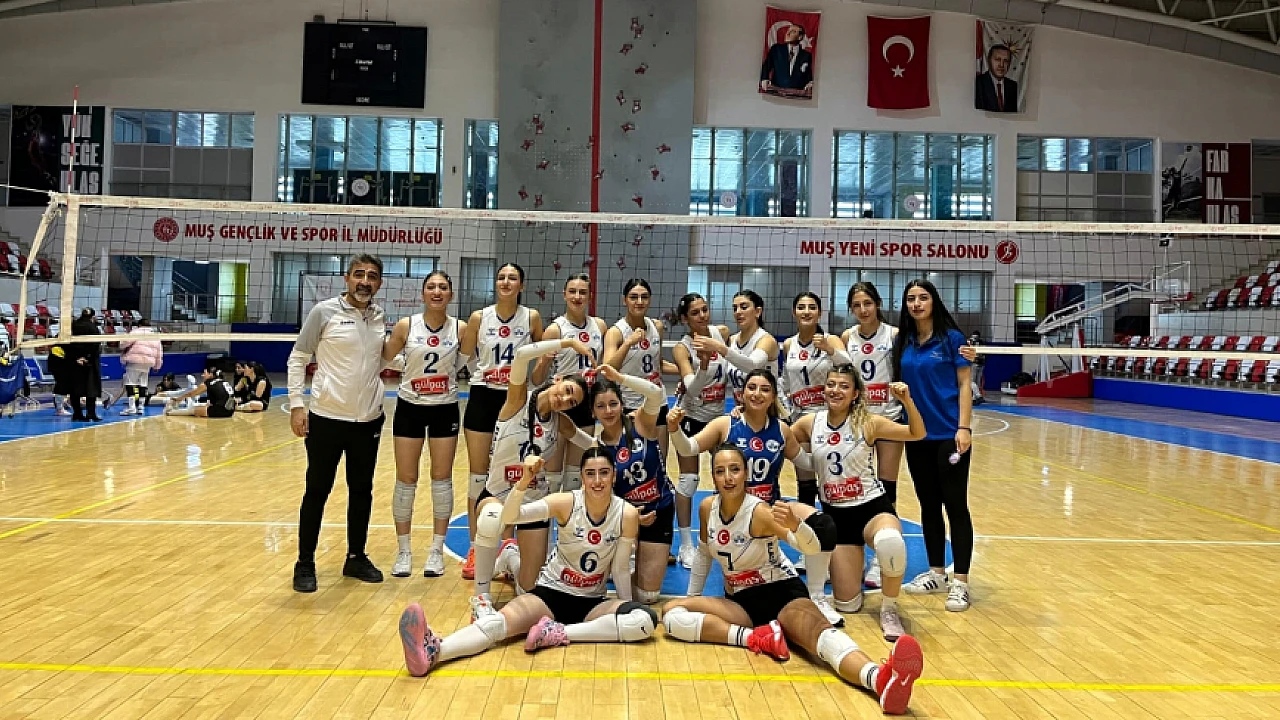 Elazığ Belediyespor Kadın Voleybol Takımı, Muş Deplasmanından Galibiyetle Ayrıldı