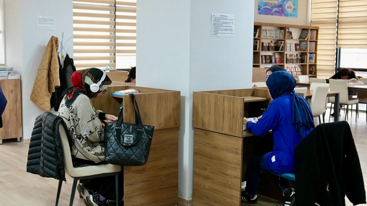 Elazığ Belediyesi Bünyesinde Hizmet Veren Kütüphaneler Yoğun İlgi Görüyor