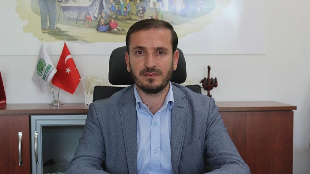 Elazığ Umut Kervanı’ndan Elbise ve Tekerlekli Sandalye Desteği
