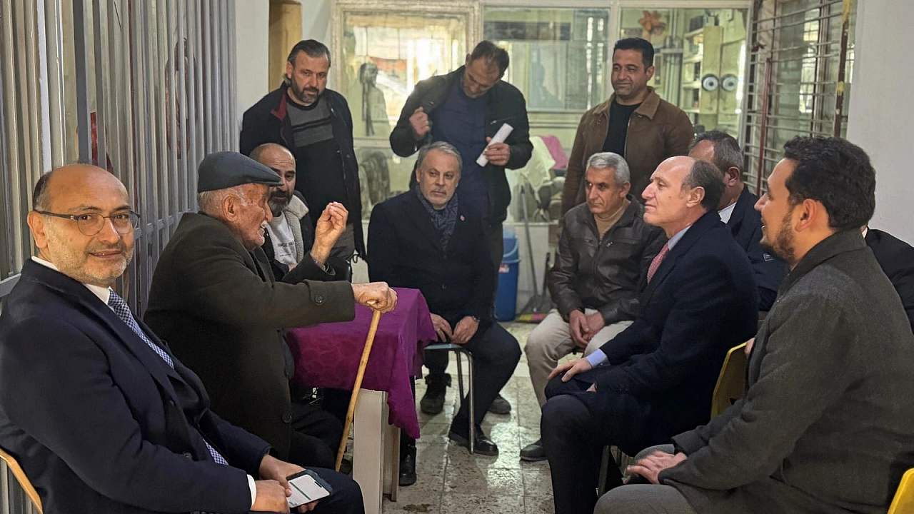 YRP GENEL BAŞKAN YARDIMCISI ÖZTÜRK İLE MKYK ÜYESİ GÜL TOKATLILARLA BİR ARAYA GELDİ