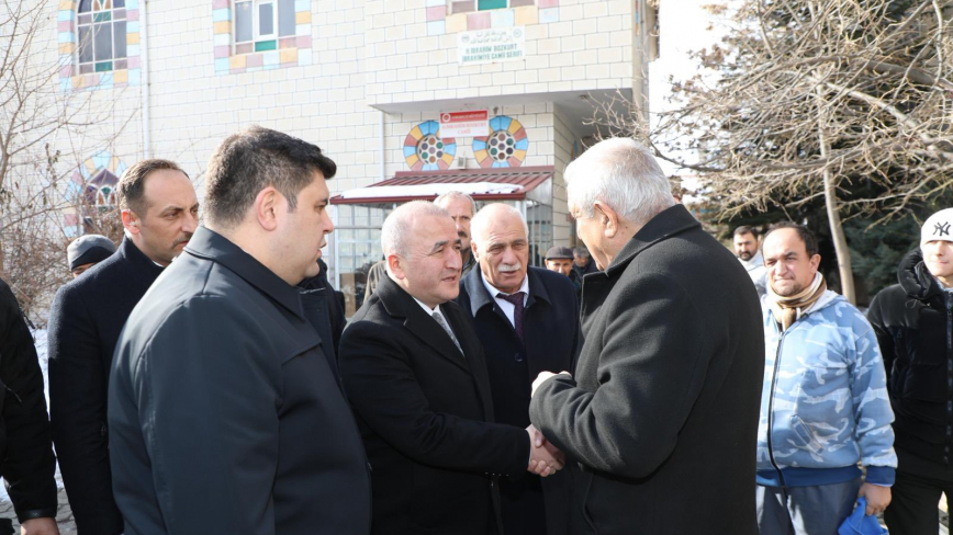 Vali Hatipoğlu Karakoçan’da Temaslarda Bulundu