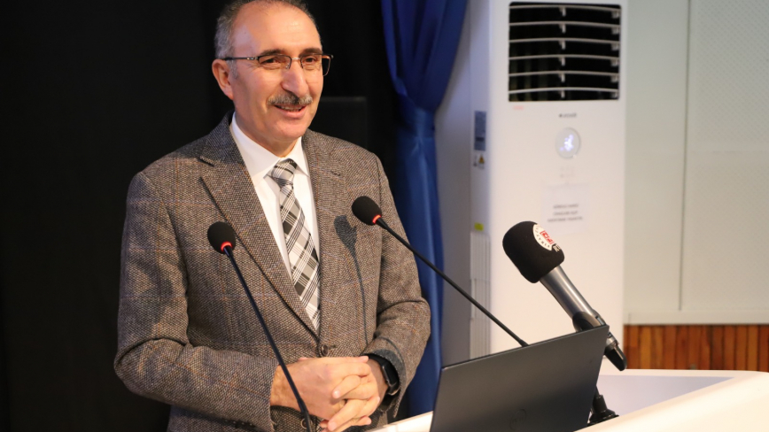 Rektör Prof. Dr. Göktaş, profesörlerle değerlendirme toplantısı yaptı