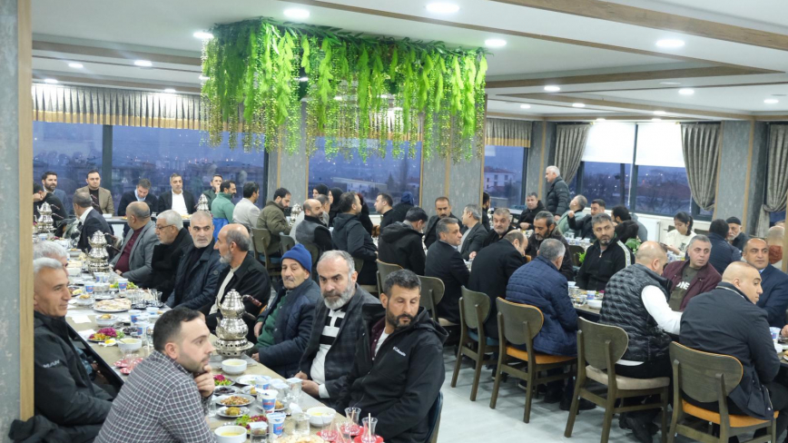 Ak Parti Merkez İlçe Teşkilatı İftarda Buluştu