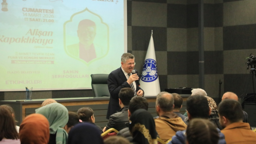Eğitimci-yazar Alişan Kapaklıkaya’ya Yoğun İlgi