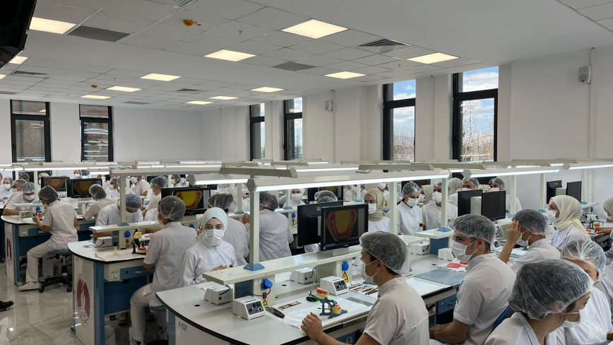 Fü Diş Hekimliği Fakültesi ve Ağız ve Diş Sağlığı Hastanesi Hizmete Açıldı