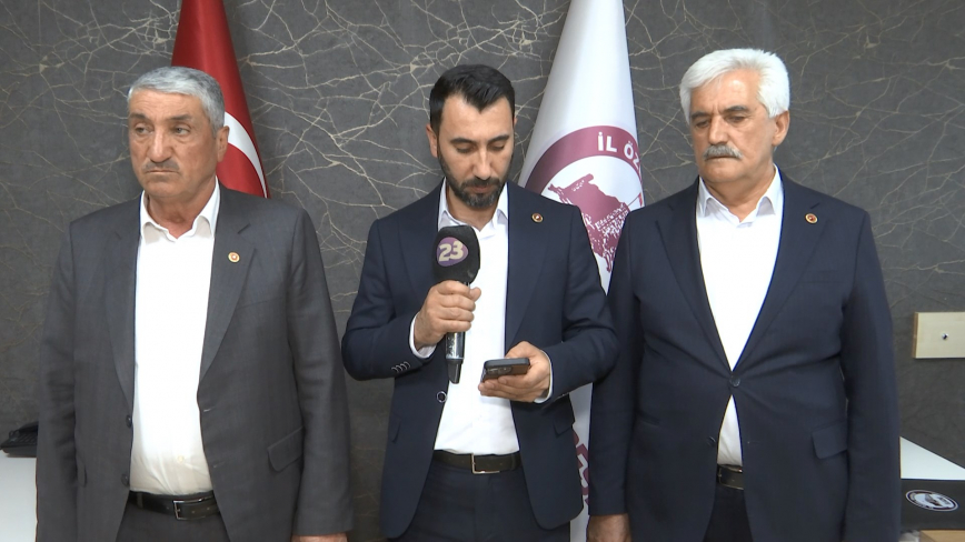 Yrp Meclis Üyeleri İstifa mı Etti İhraç mı Edildi?