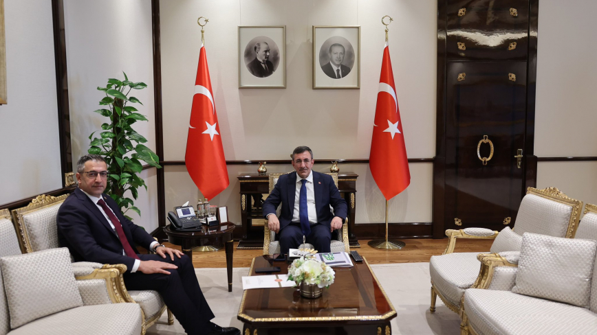 Işıkver, Cumhurbaşkanı Yardımcısı Yılmaz’la İstişarelerde Bulundu