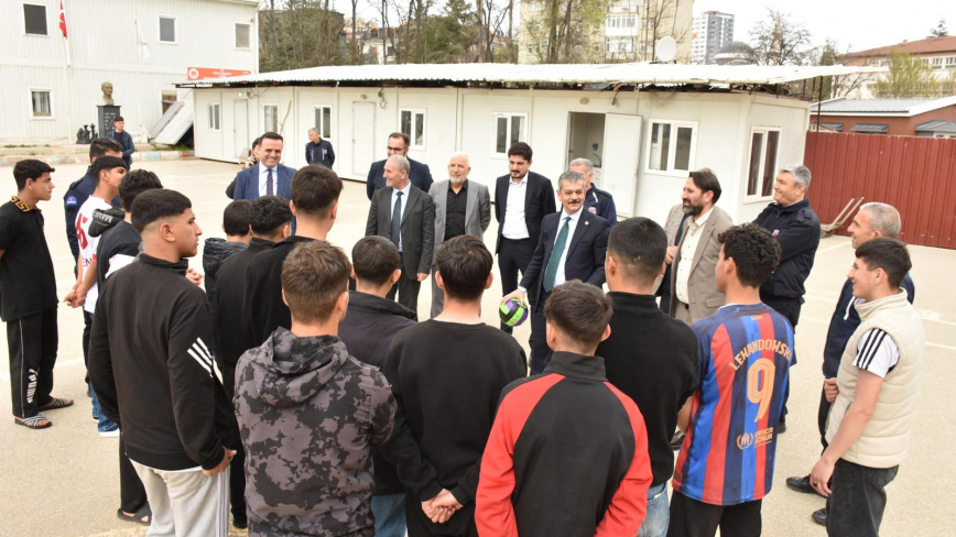 Keleş: Çocuklarımızı Geleceğe Kazandıracak Önemli bir Yatırım