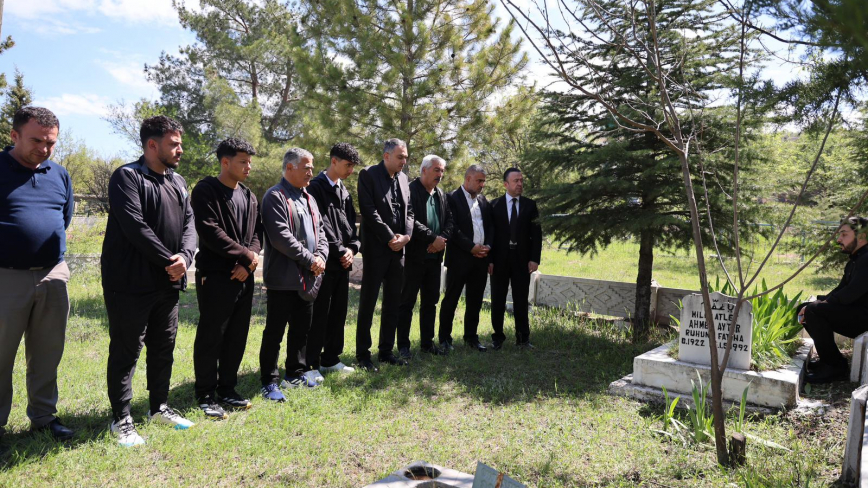 Ahmet Aytar Elazığ’da Kabri Başında Anıldı