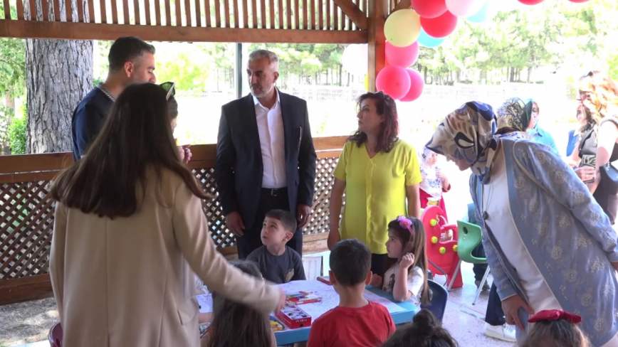 Fırat Anaokulu’ndan Sergi ve Çilek Bahçesi Açılışı