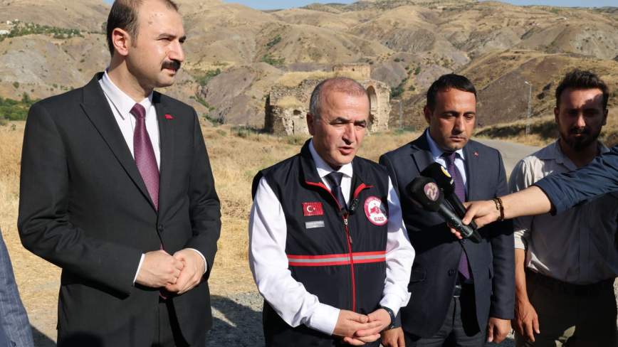 Vali Hatipoğlu: Palu Kalesi’ni Turizme Kazandırmakta Kararlıyız