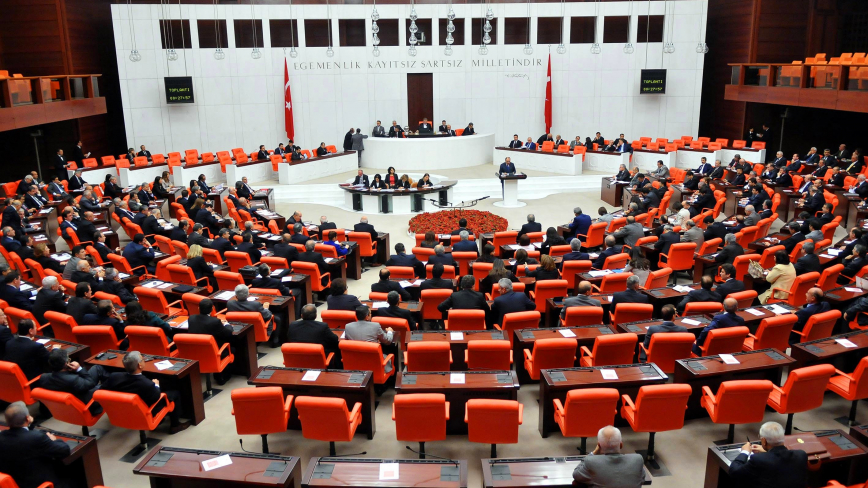 Öğrenci Affı Meclis’ten Geçti