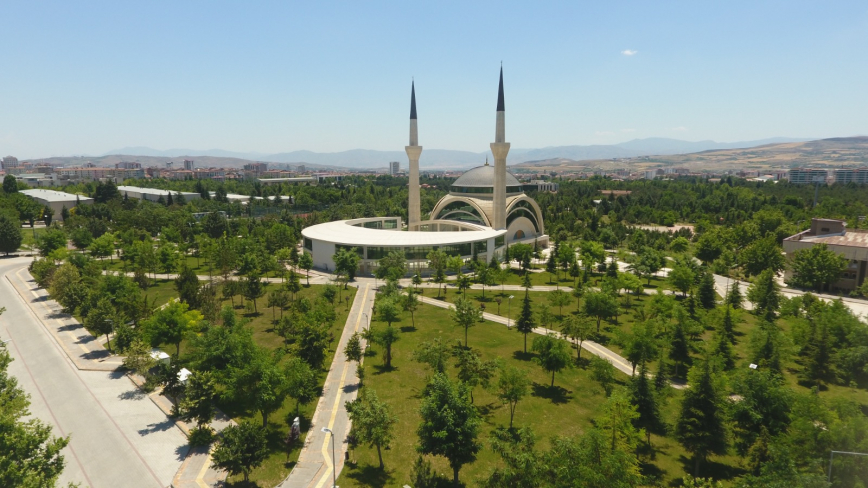 Rektör Prof. Dr. Göktaş, Elazığ’ın Öğrencilere Sunduğu Avantajları Anlattı