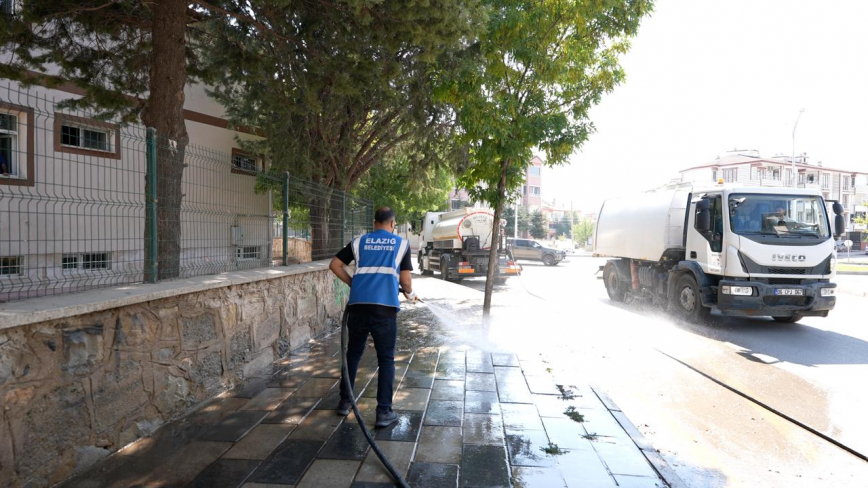 Sürsürü Mahallesi Genelinde Kapsamlı Temizlik Çalışması